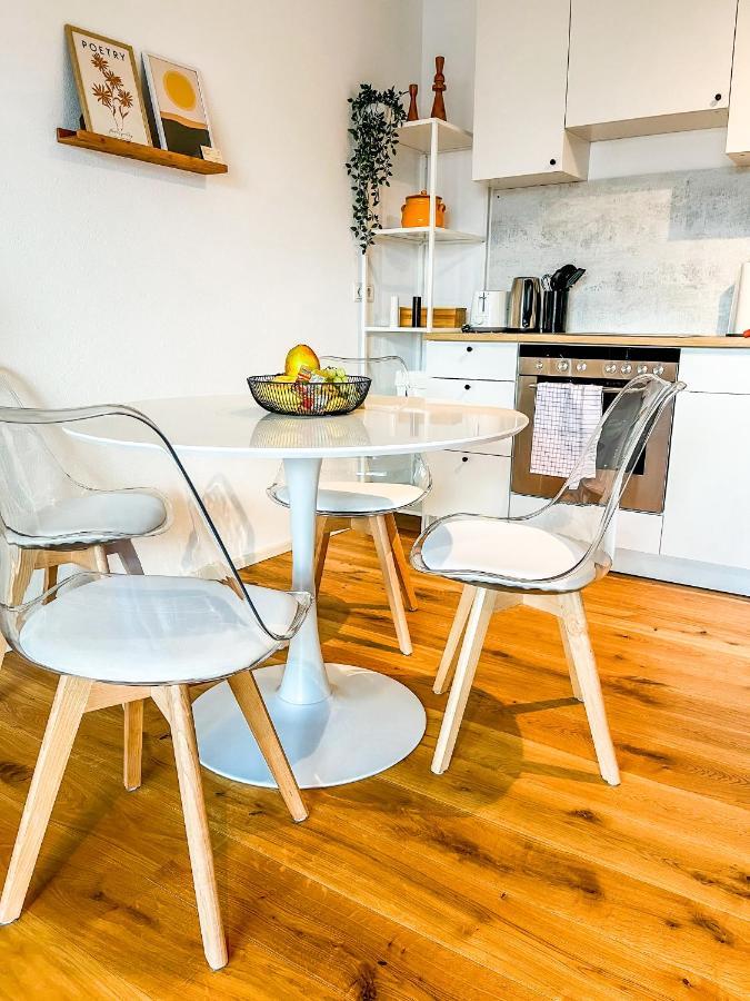 Sunset Club - Kueche - Balkon - Parken Apartment